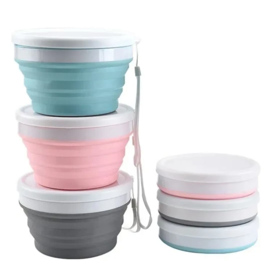 un seau pliable compact en silicone ou thermoplastique